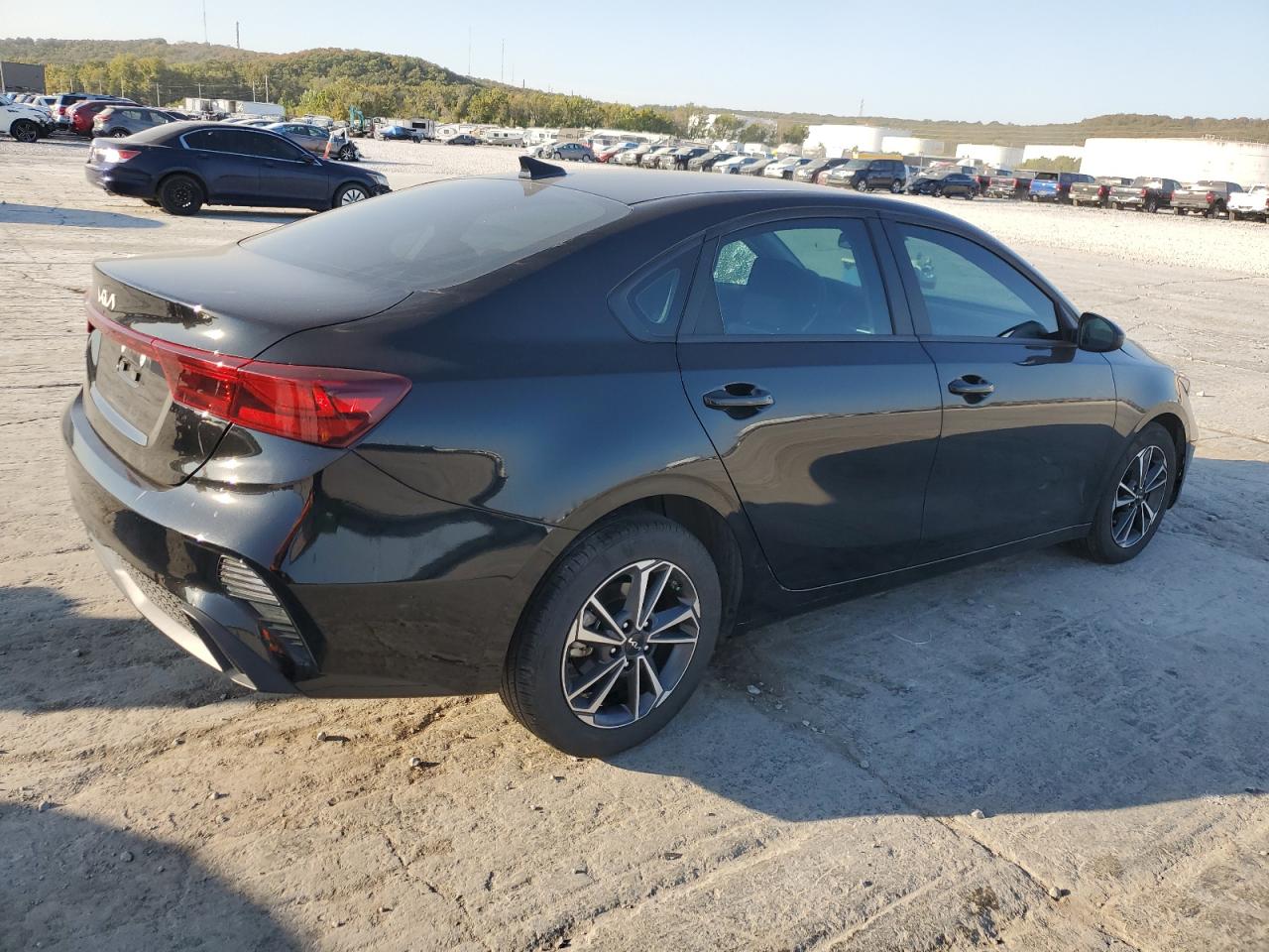 2024 Kia Forte - Image 3