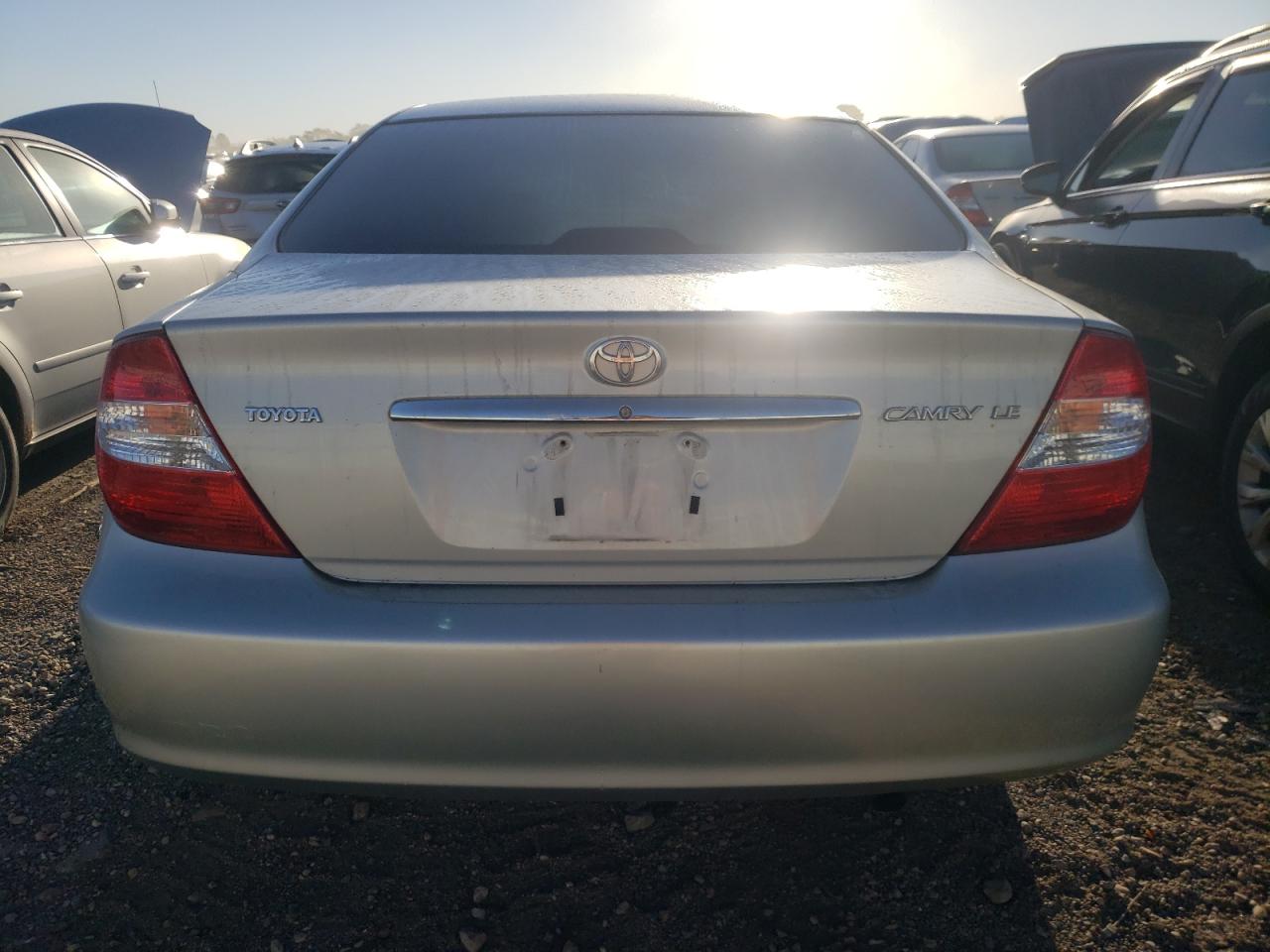 4T1BE32K22U108900 2002 Toyota Camry Le