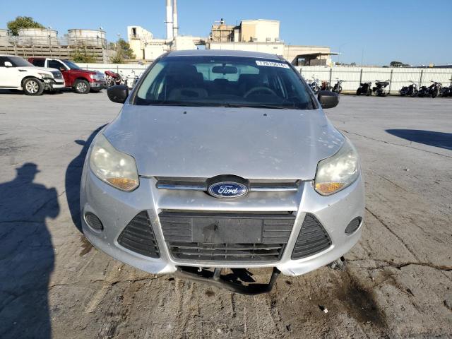  FORD FOCUS 2014 Серебристый