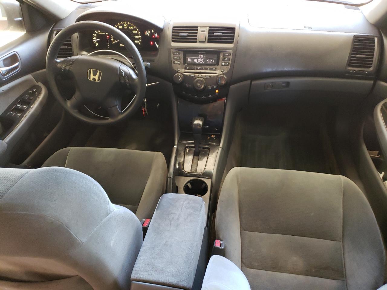 1HGCM56396A013902 2006 Honda Accord Se