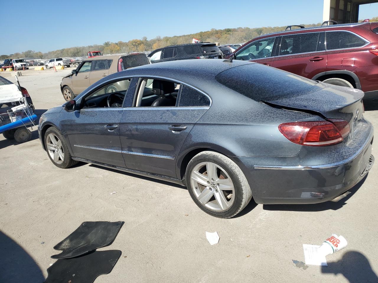 2014 Volkswagen Passat CC - Image 2