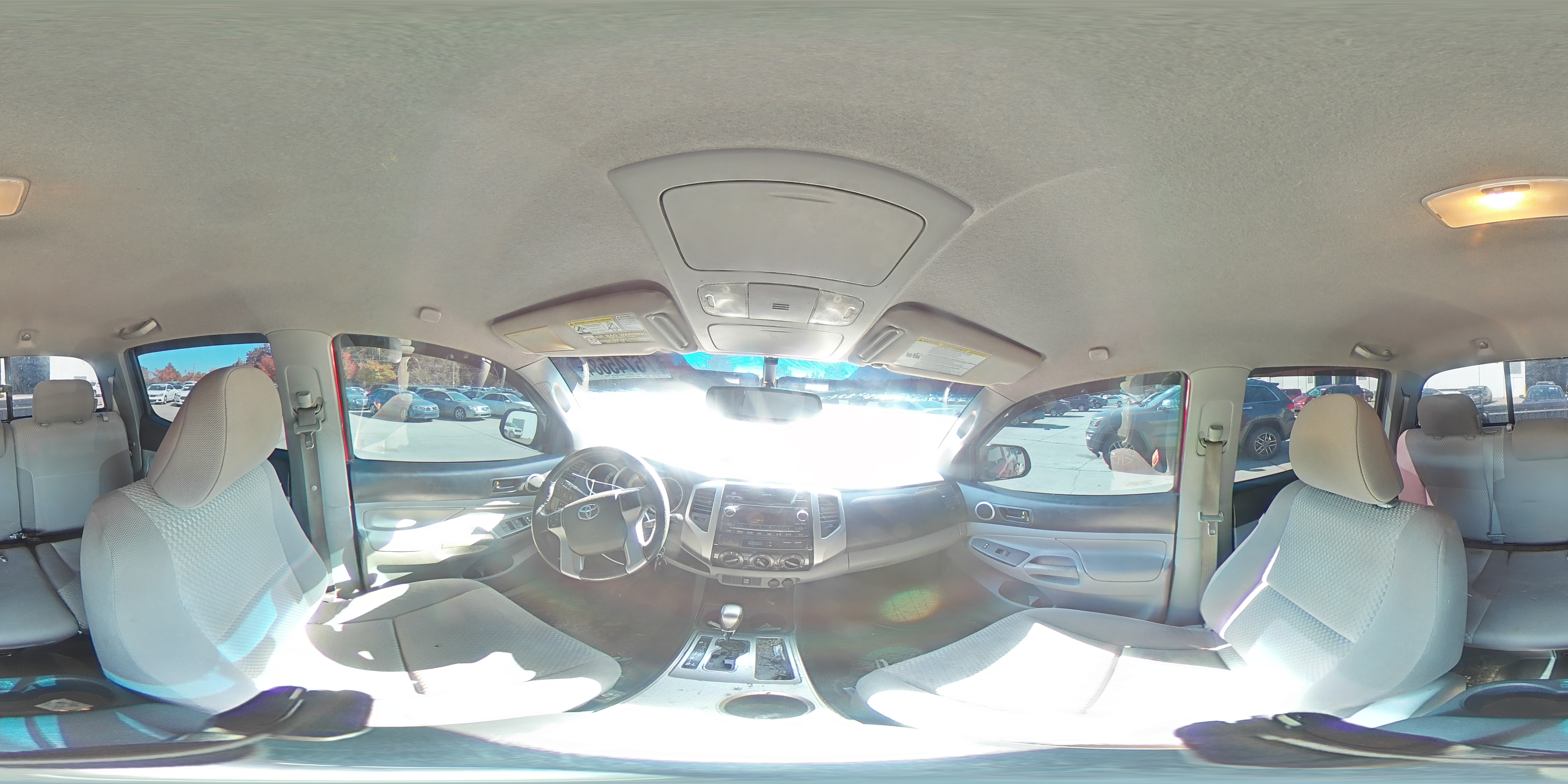 2012 Toyota Tacoma - Image 12