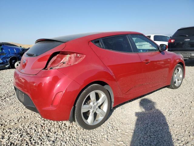  HYUNDAI VELOSTER 2015 Красный