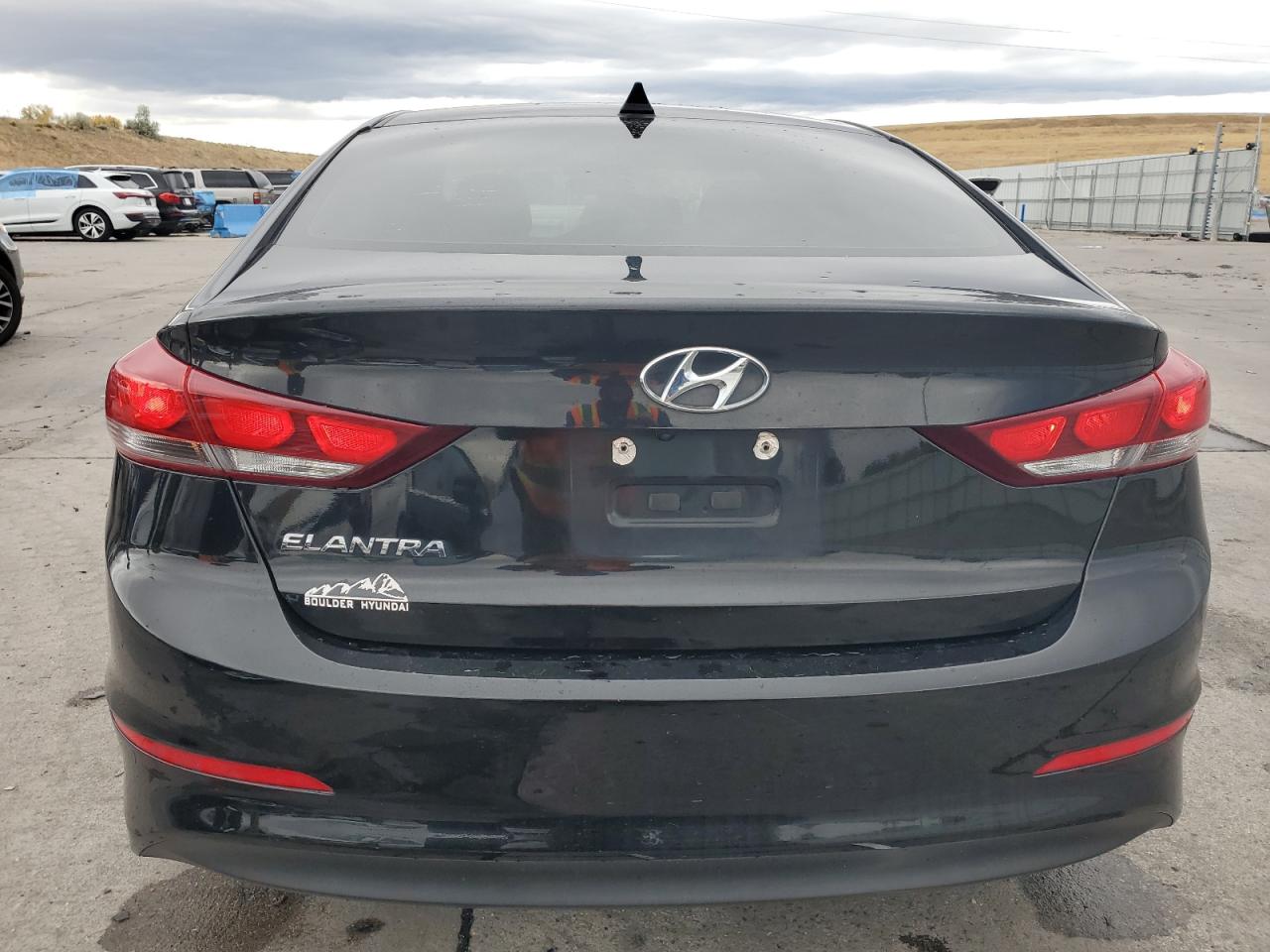 2018 Hyundai Elantra - Image 6