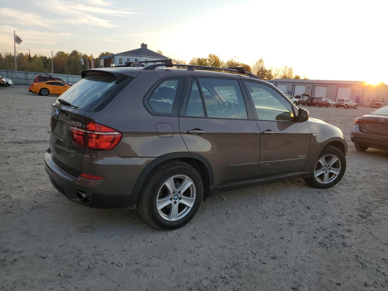 VIN 5UXZV4C50D0B17706 2013 BMW X5 no.3