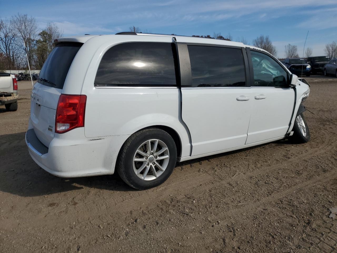 VIN 2C4RDGCG5KR564488 2019 DODGE CARAVAN no.3