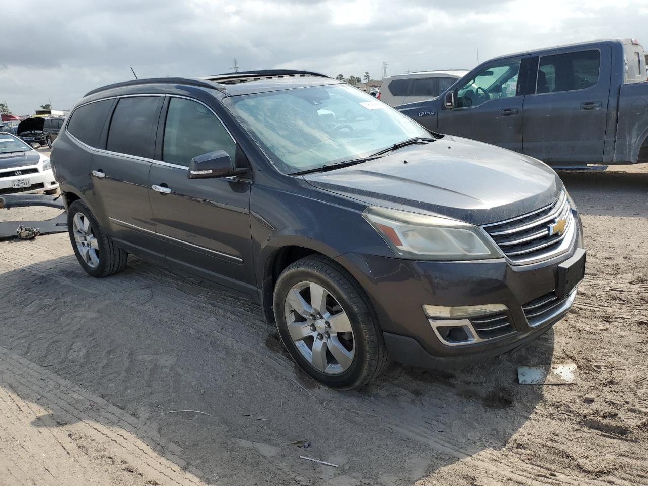 2014 Chevrolet Traverse - Image 4