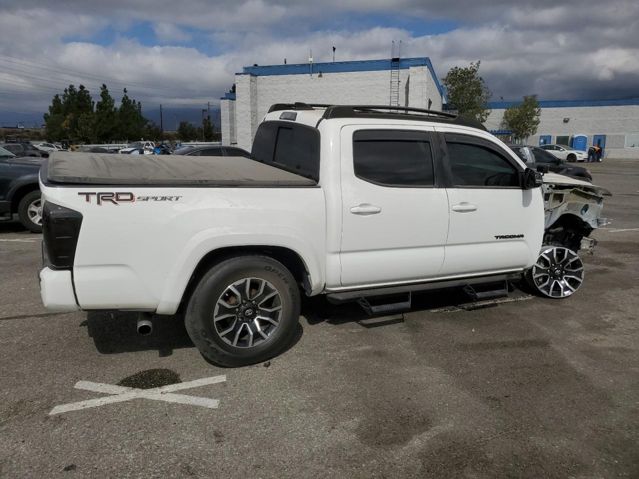2020 Toyota Tacoma - Image 3