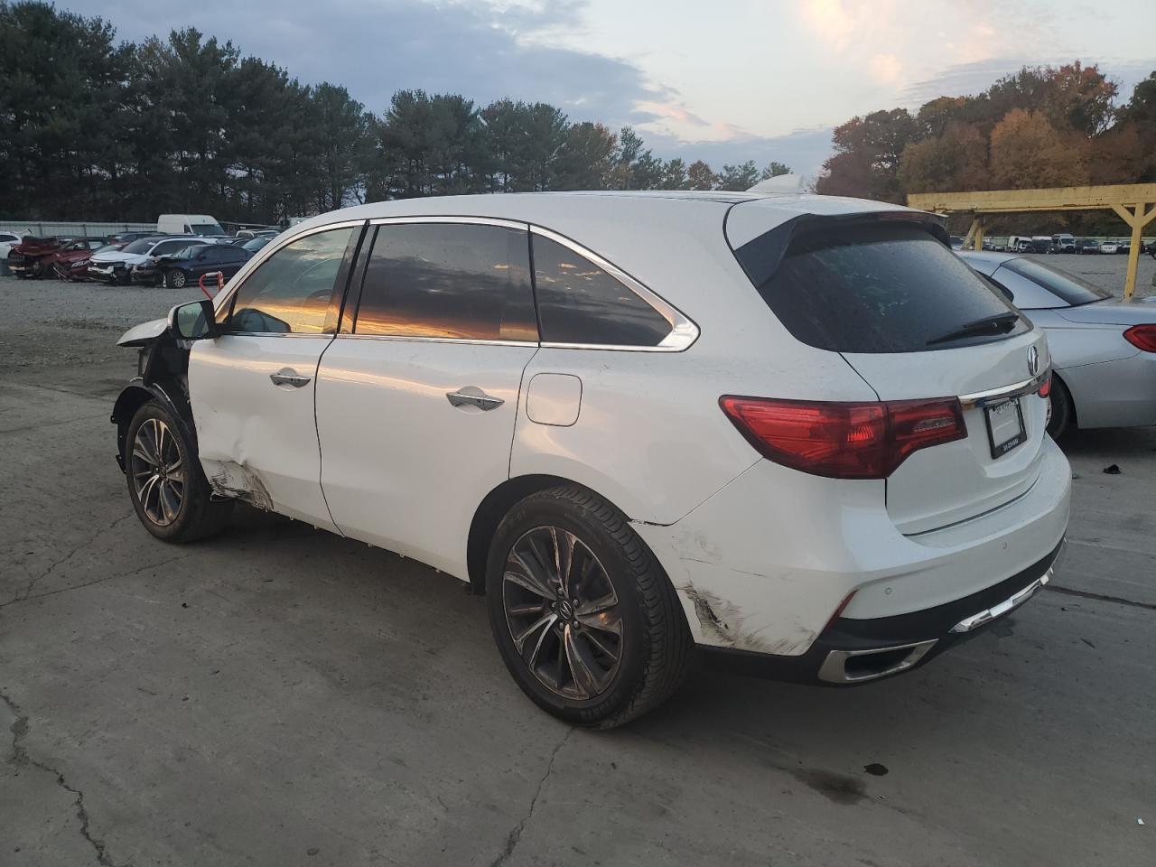 2019 Acura MDX - Image 2
