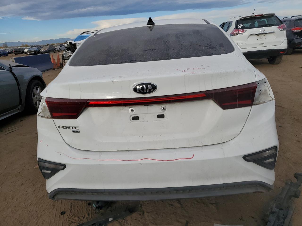 2020 Kia Forte Fe VIN: 3KPF24AD5LE158827 Lot: 77899474