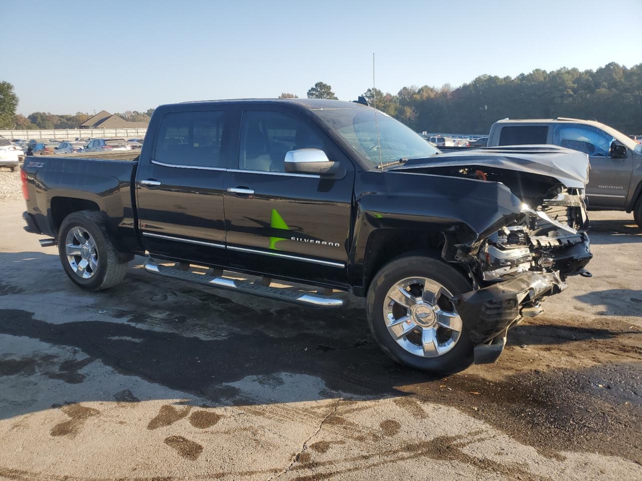 2017 Chevrolet Silverado - Image 4