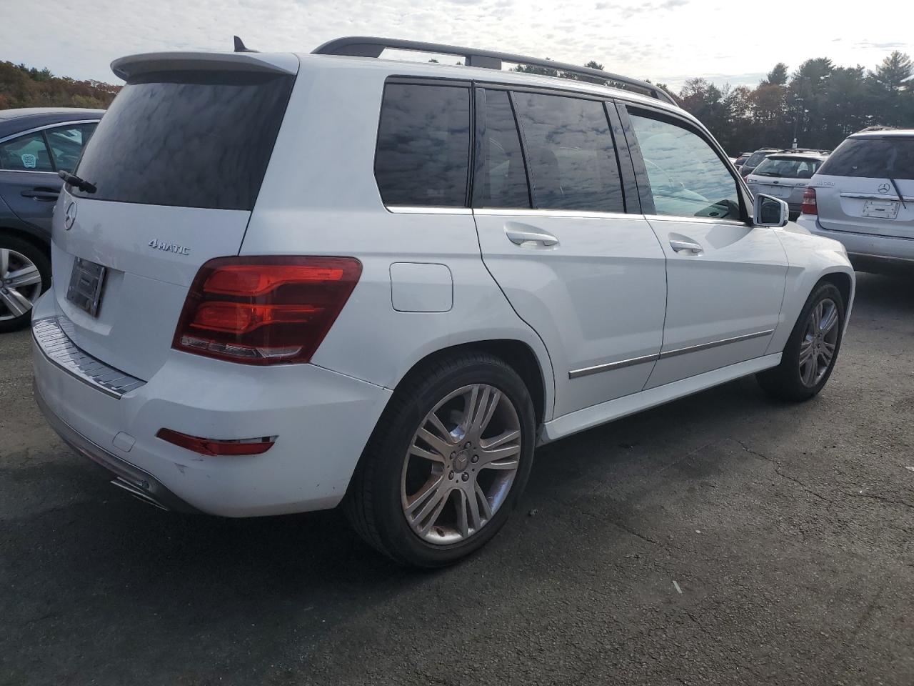 VIN WDCGG8JB5DG115628 2013 MERCEDES-BENZ GLK-CLASS no.3