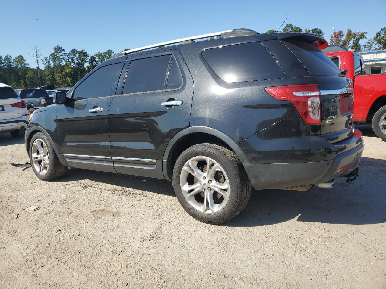2013 Ford Explorer - Image 2
