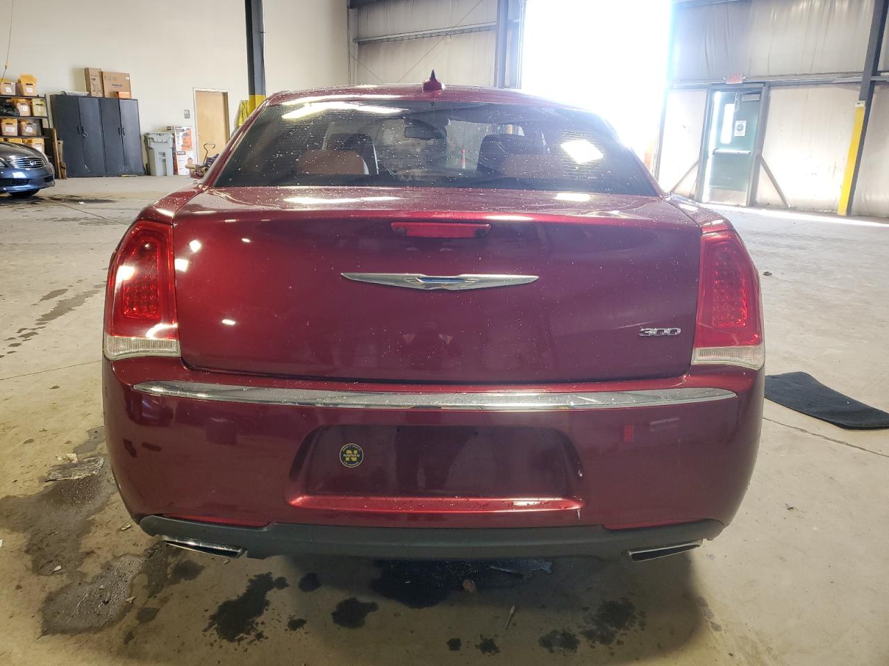 2018 Chrysler 300 - Image 6