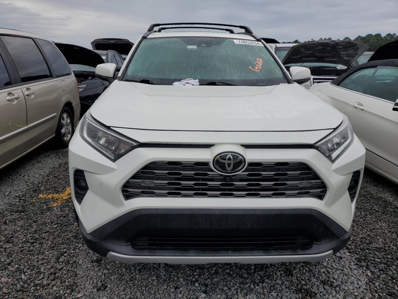 2021 Toyota RAV 4 - Image 5