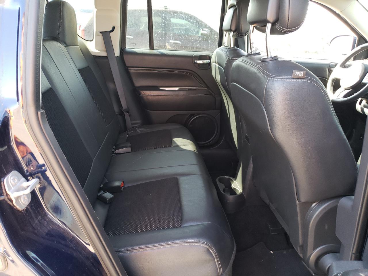 2014 Jeep Compass - Image 11