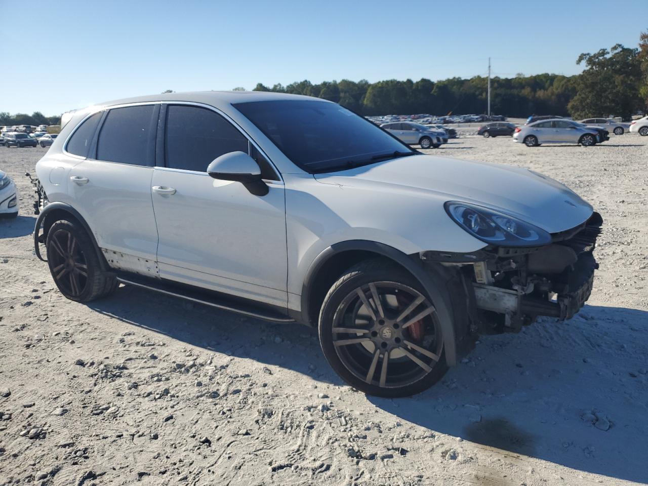 2016 Porsche Cayenne - Image 4