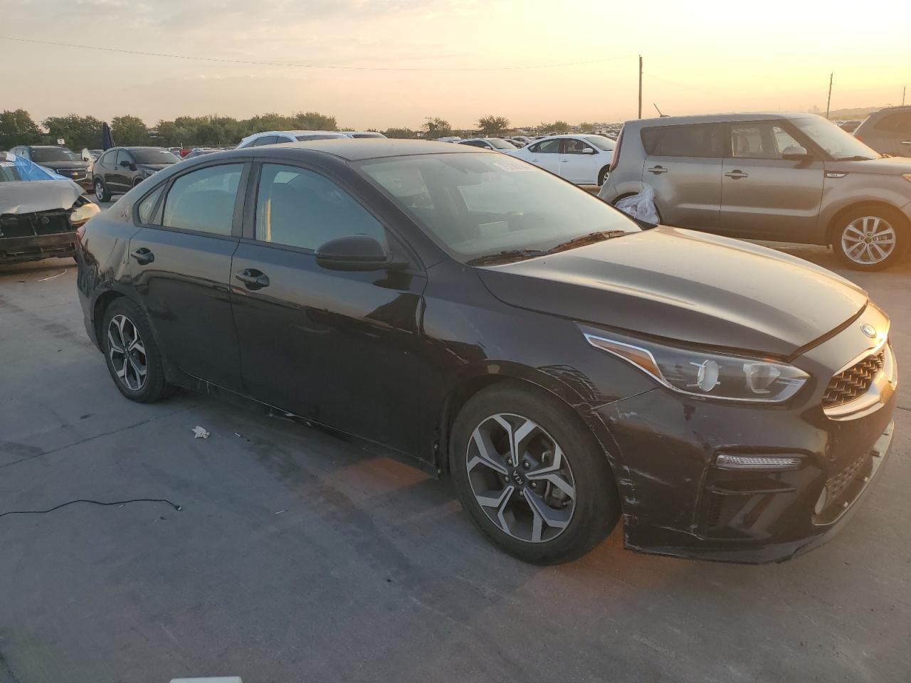 2019 Kia Forte - Image 4