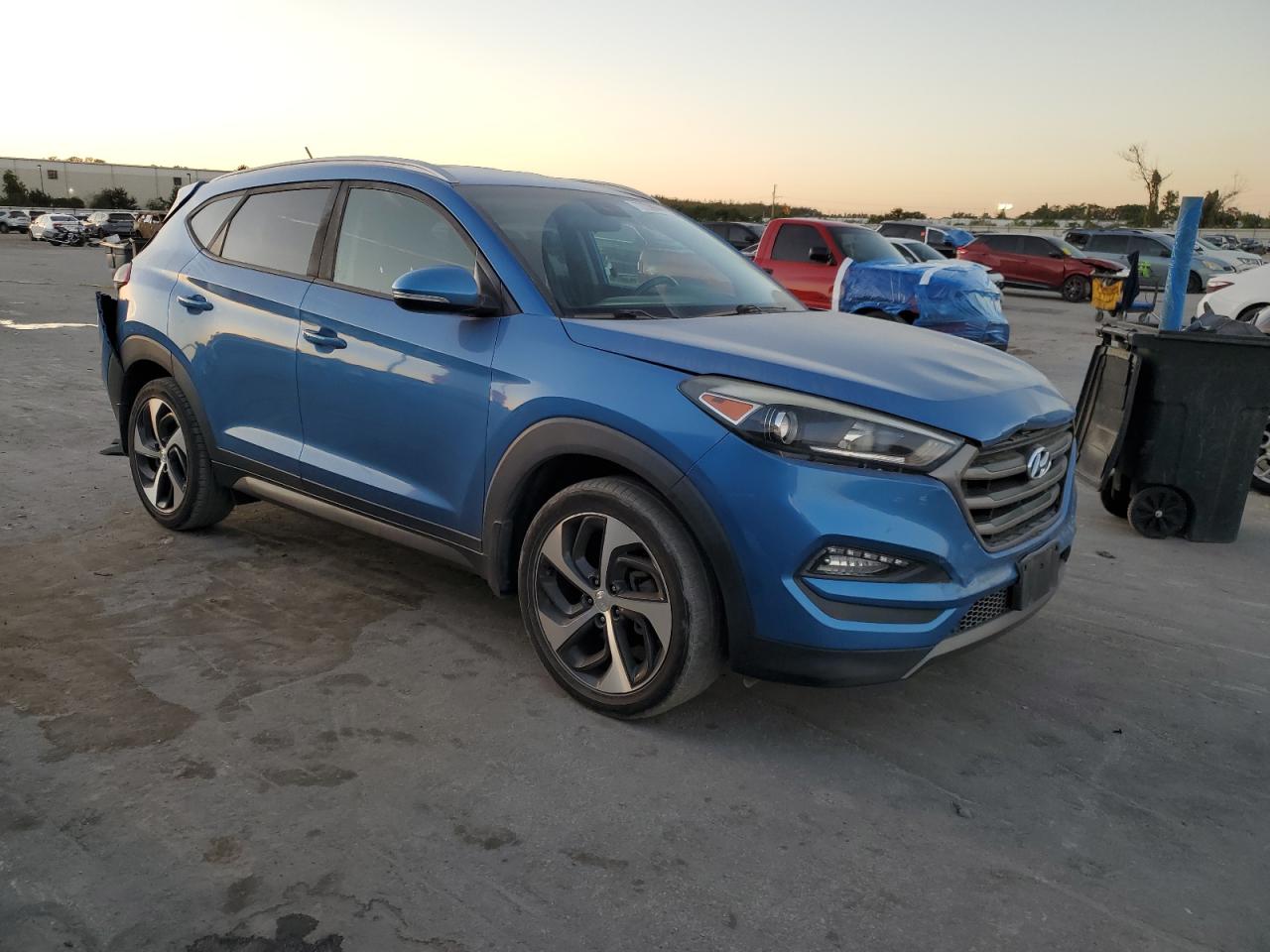 VIN KM8J33A23GU250649 2016 HYUNDAI TUCSON no.4