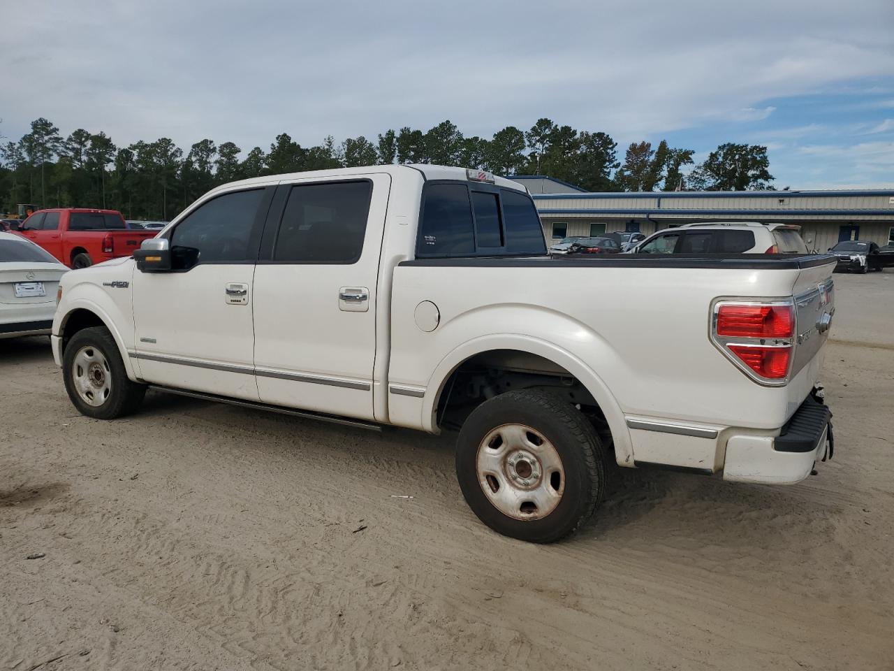 2013 Ford F-150 - Image 2