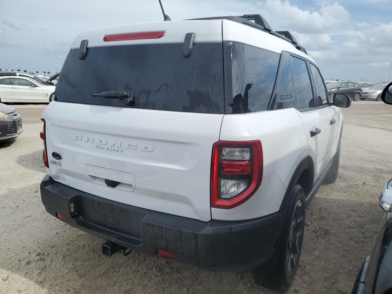 2021 Ford Bronco - Image 3