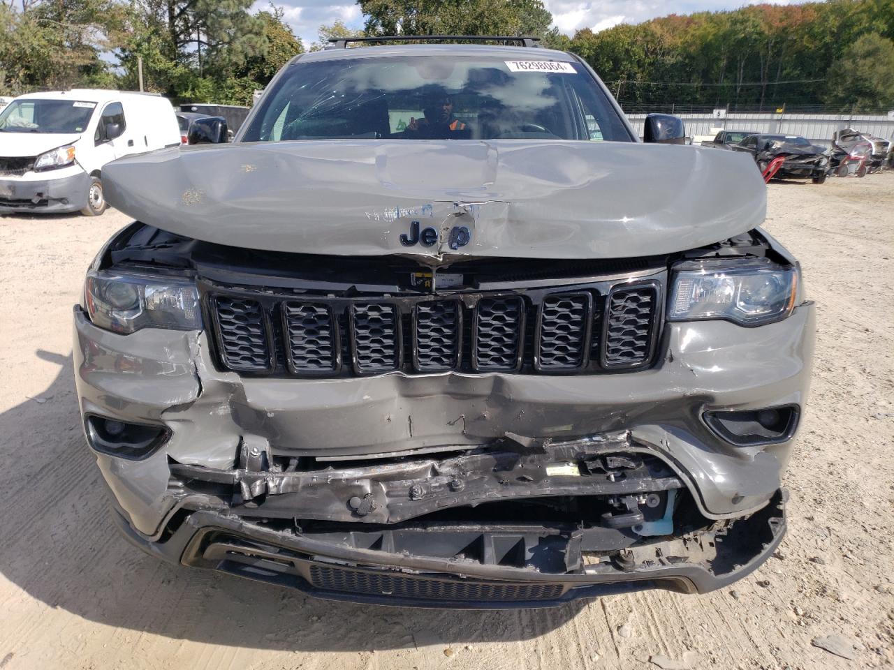 2019 Jeep Grand Cherokee - Image 5