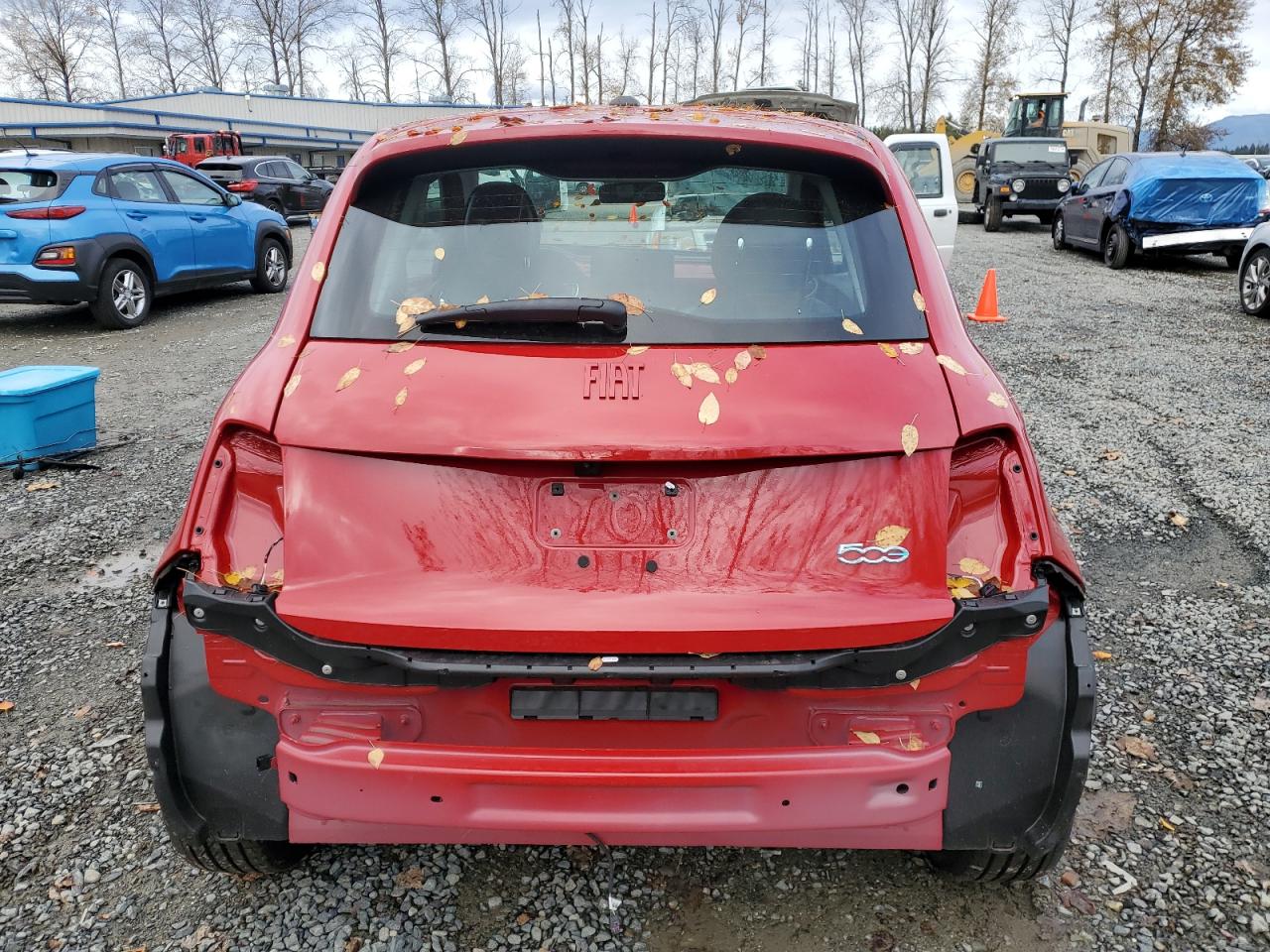 2024 Fiat 500 E Red VIN: ZFAFFAA43RX205985 Lot: 76946164