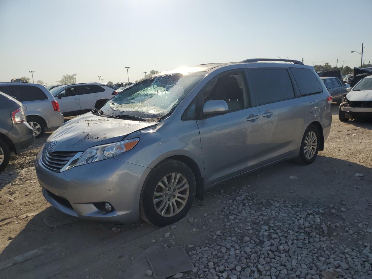 2012 Toyota Sienna - Image 1