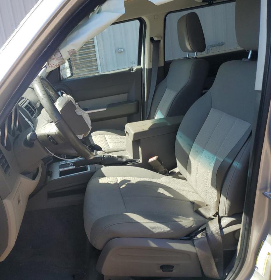 2008 Dodge Nitro - Image 7