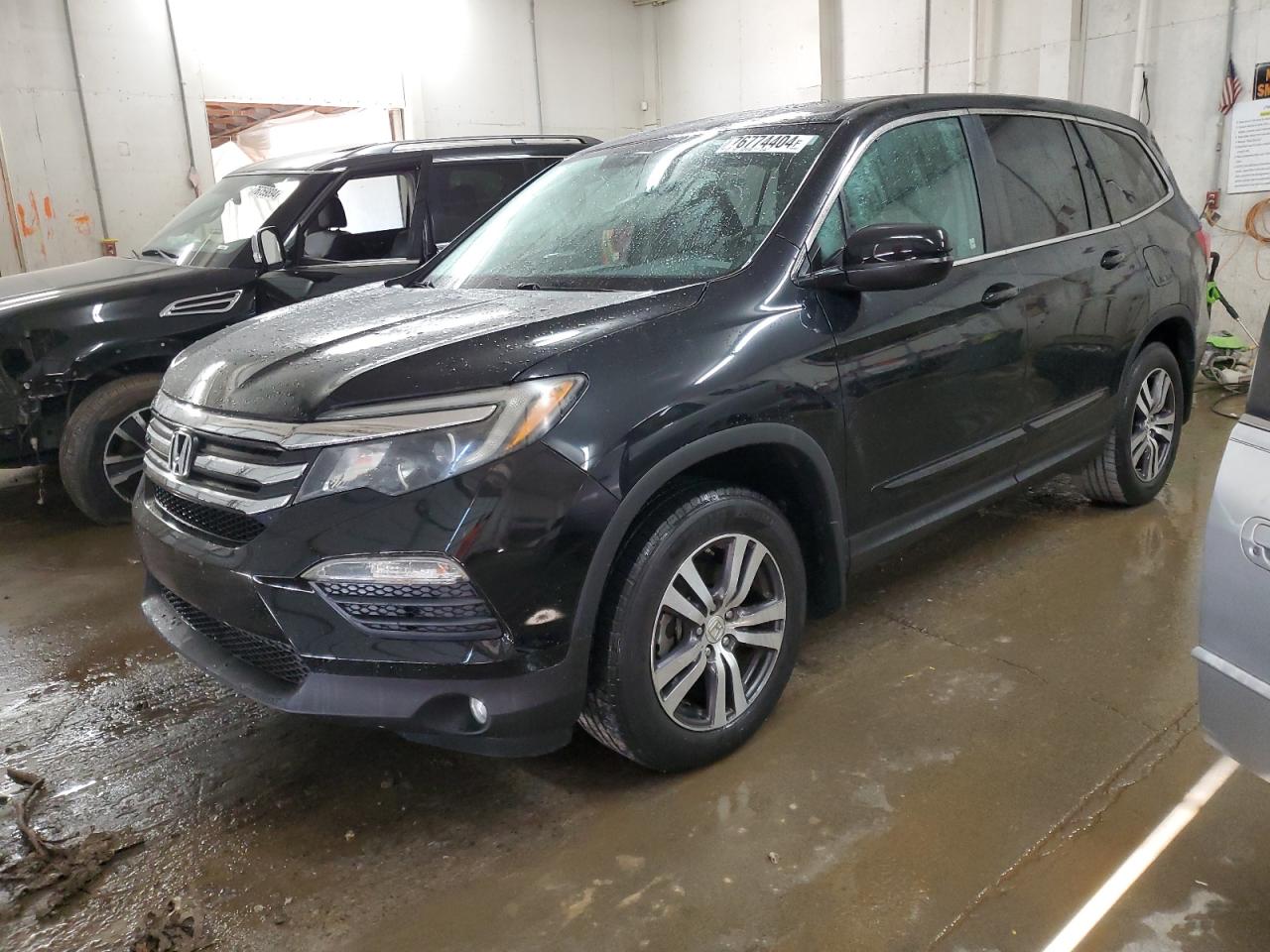 2016 Honda Pilot Exl VIN: 5FNYF5H55GB001090 Lot: 76774404