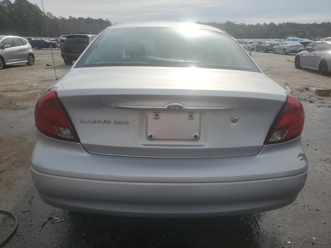 2003 Ford Taurus Ses VIN: 1FAFP55283A191927 Lot: 72889174