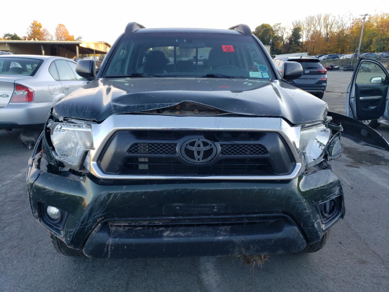 2014 Toyota Tacoma - Image 5