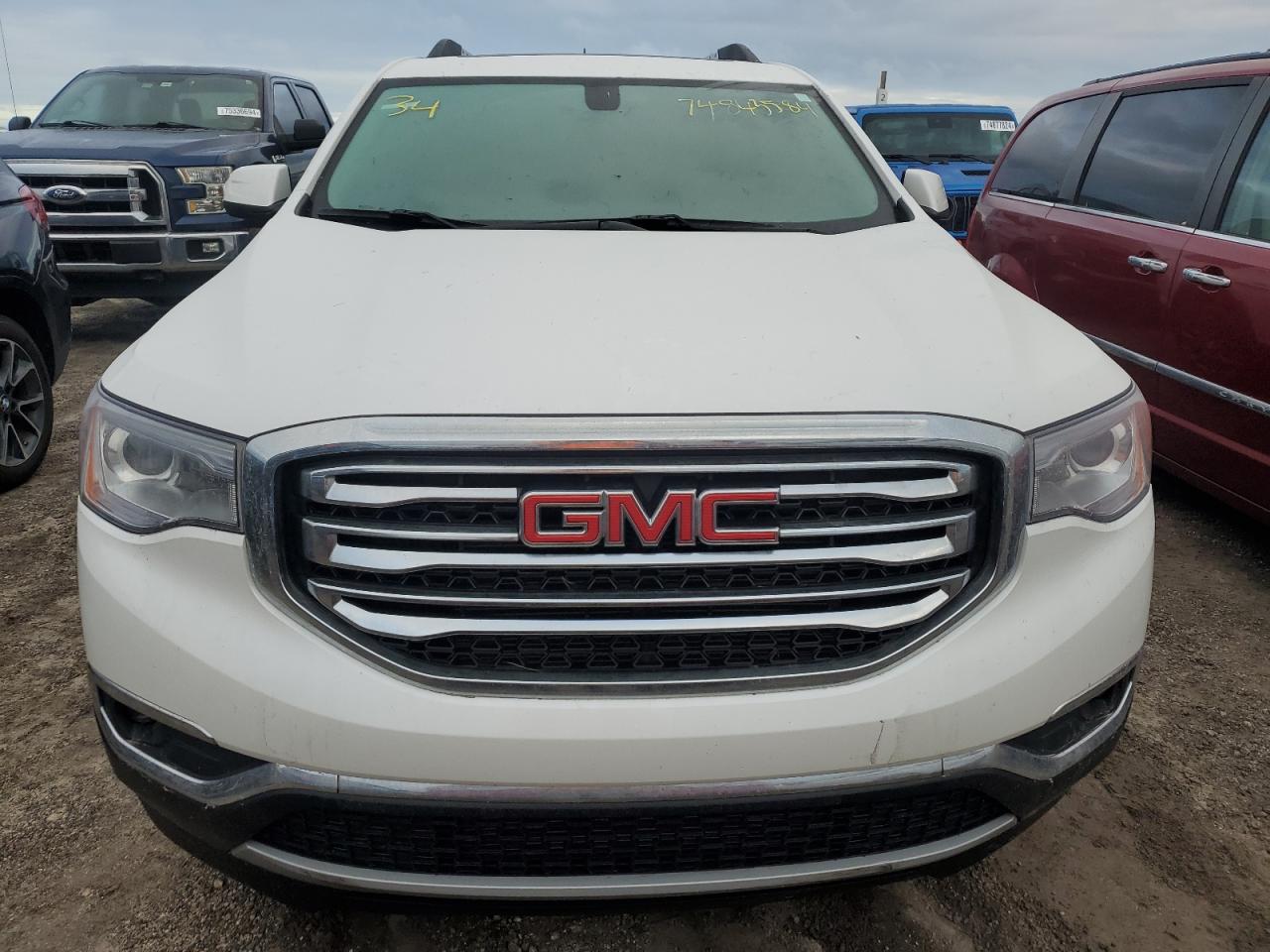 2019 GMC Acadia - Image 5