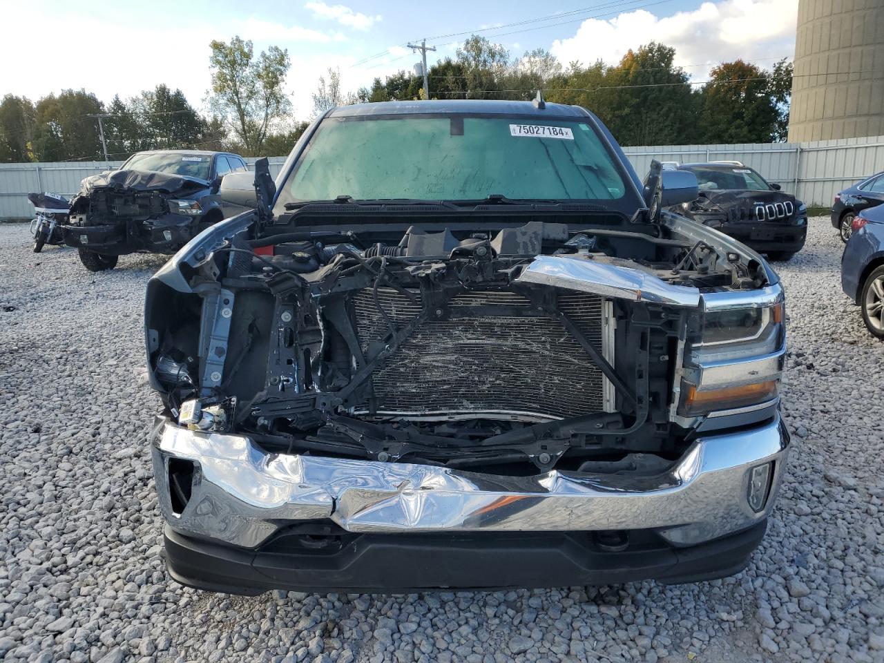 2016 Chevrolet Silverado - Image 5