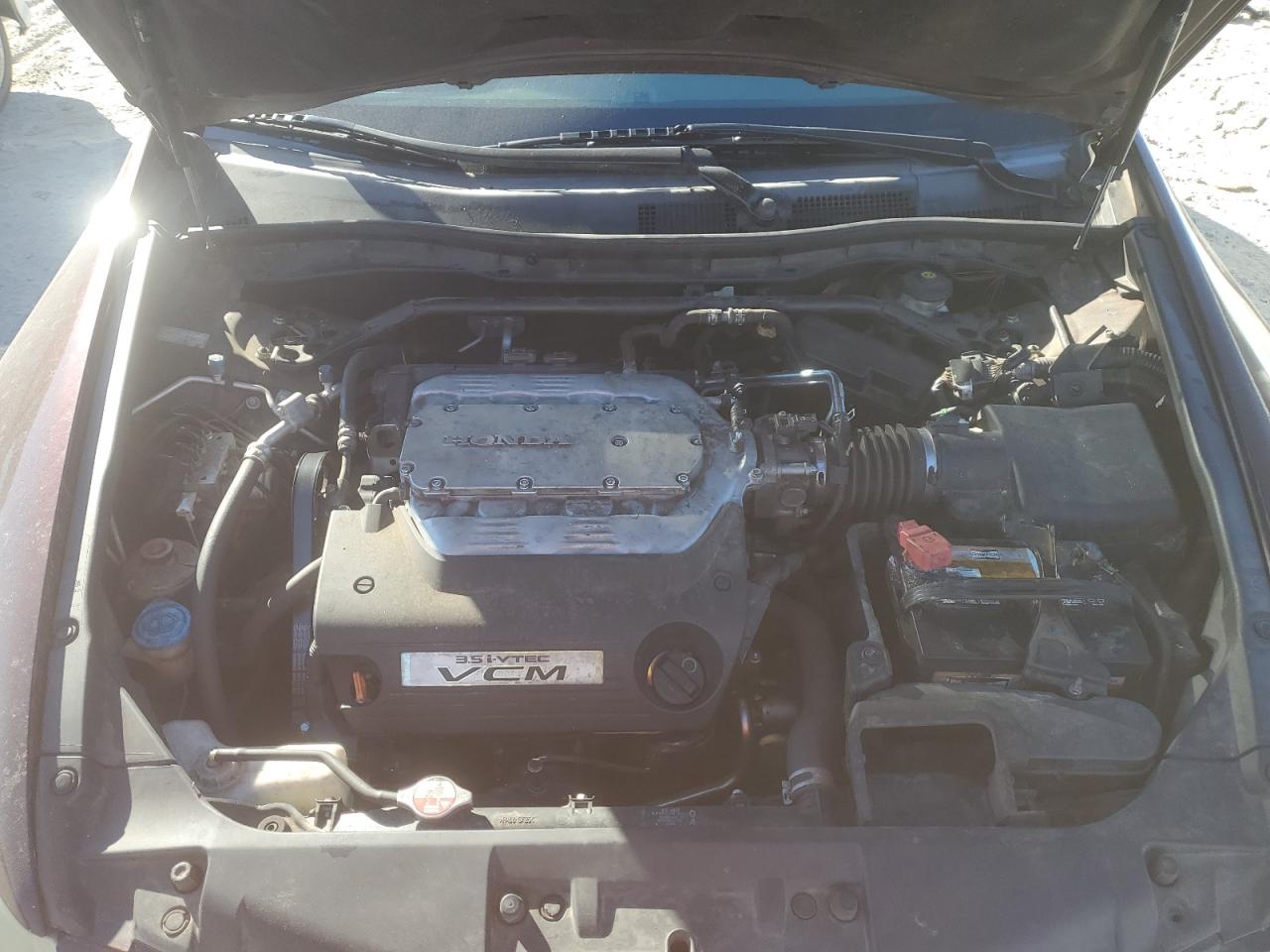 2010 Honda Accord - Image 11