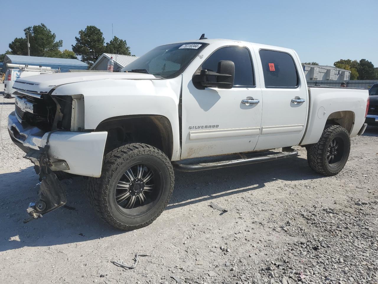 2011 Chevrolet Silverado - Image 1