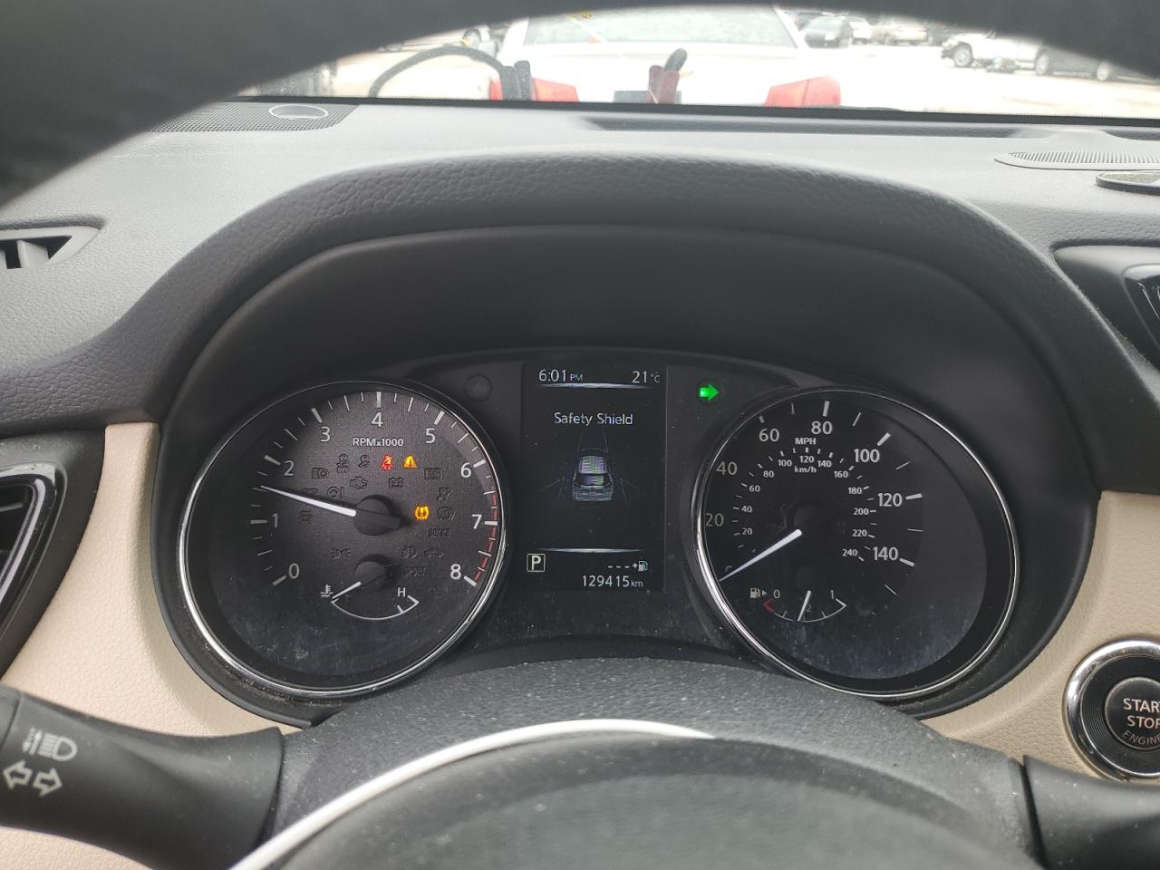 2017 Nissan Rogue - Image 9