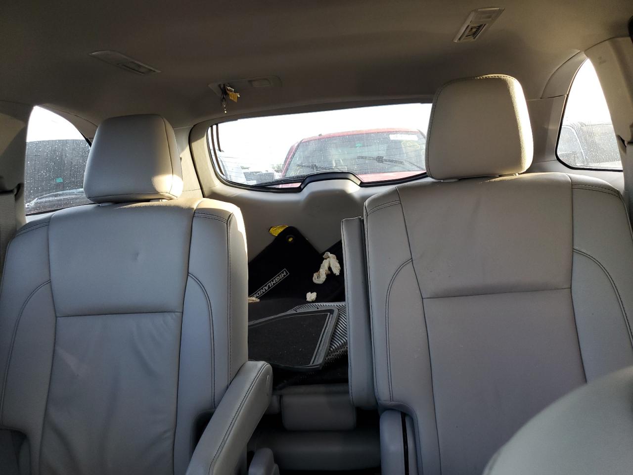 2019 Toyota Highlander - Image 10