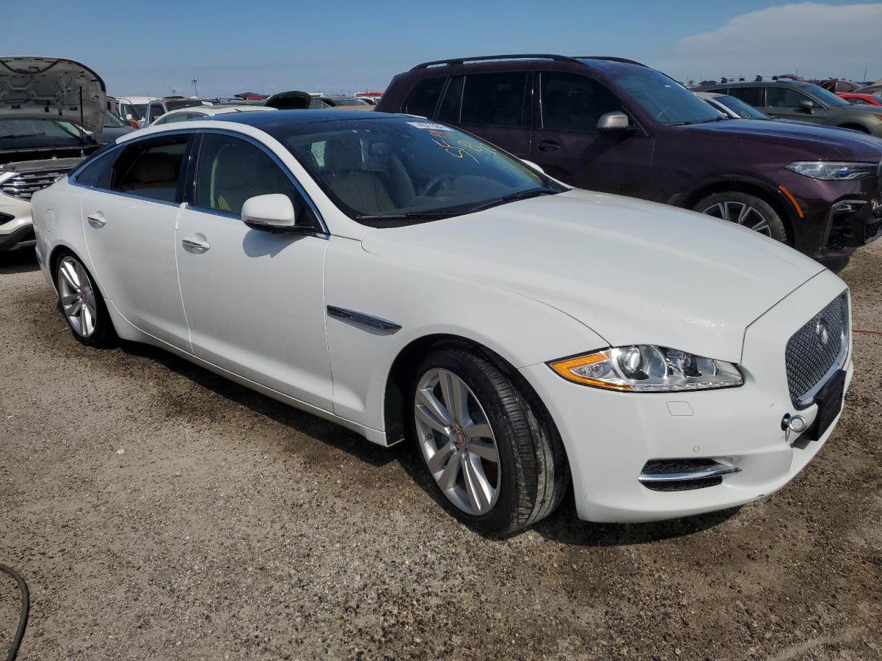 VIN SAJWJ2GD6E8V74284 2014 JAGUAR XJ no.4