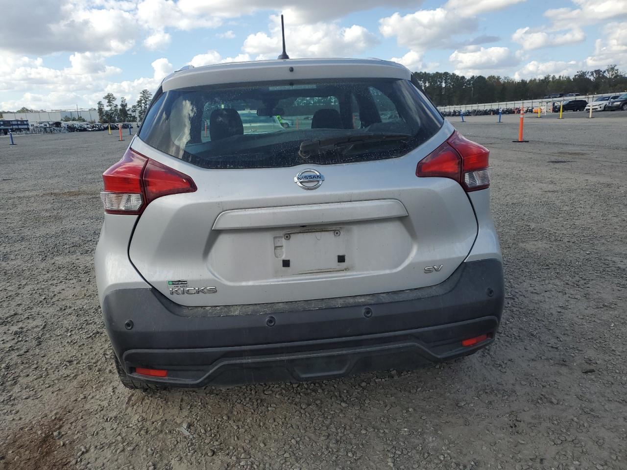 2020 Nissan Kicks - Image 6