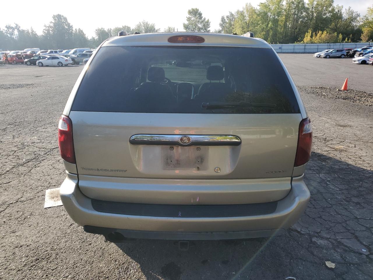 2C4GP54L25R280089 2005 Chrysler Town & Country Touring