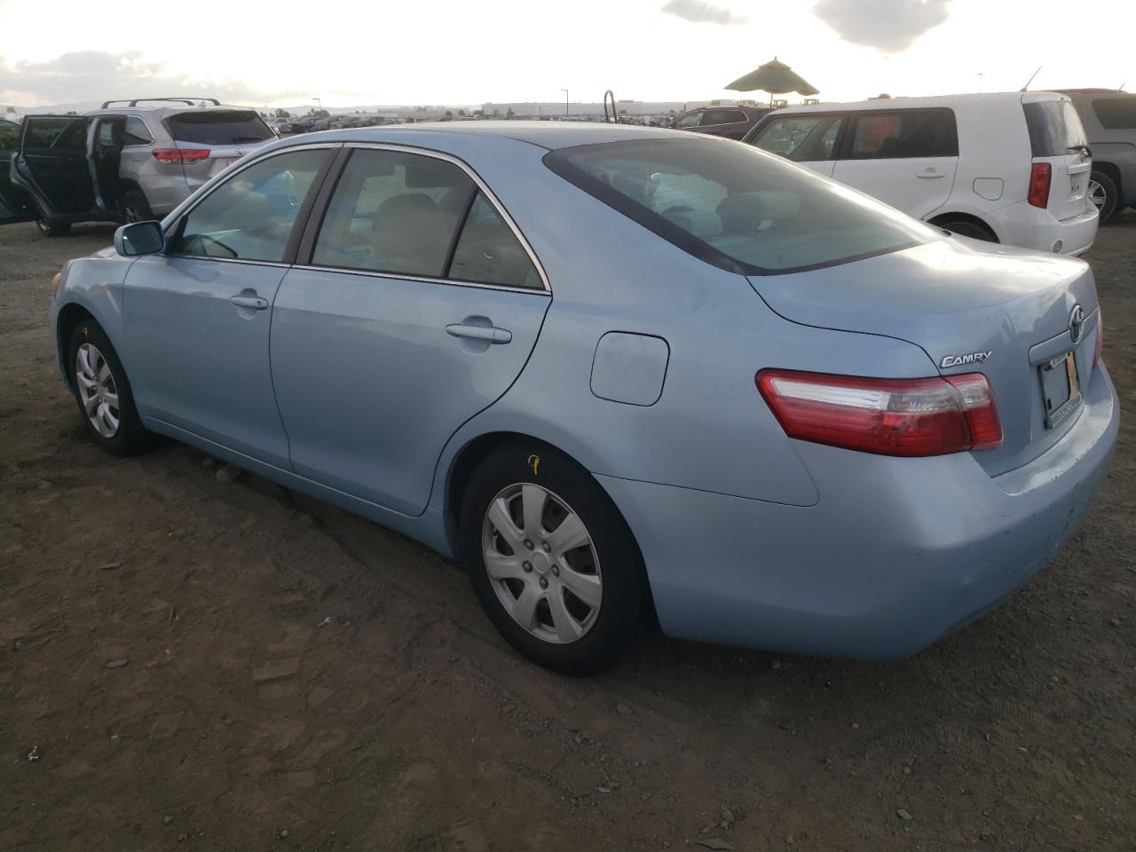 2007 Toyota Camry - Image 2