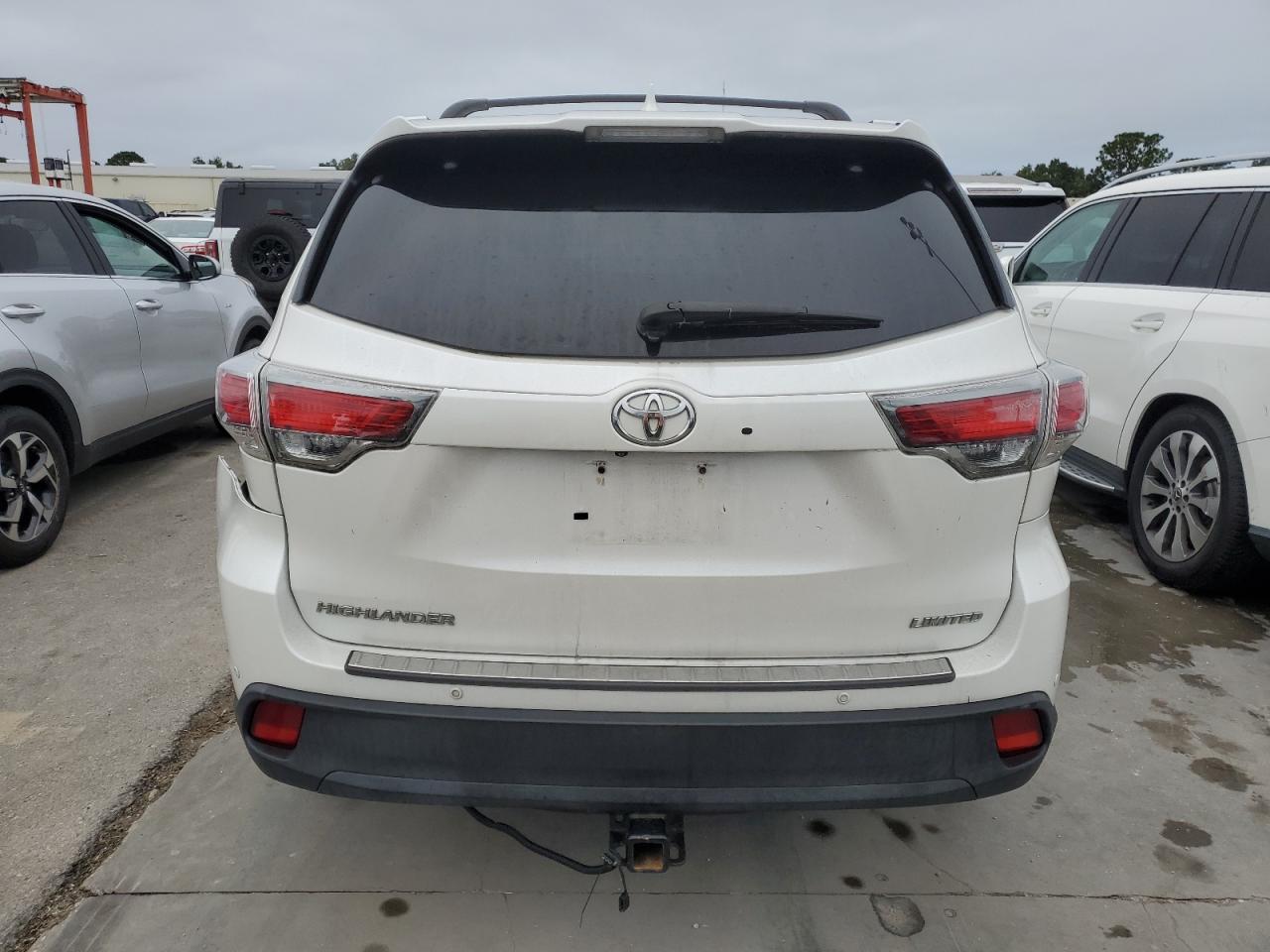 5TDYKRFH1FS088206 2015 Toyota Highlander Limited