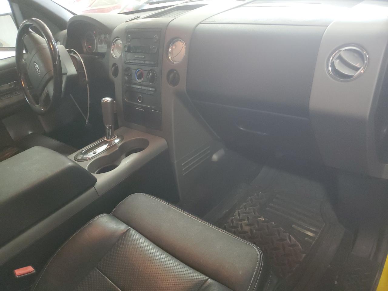 2004 Ford F-150 - Image 8