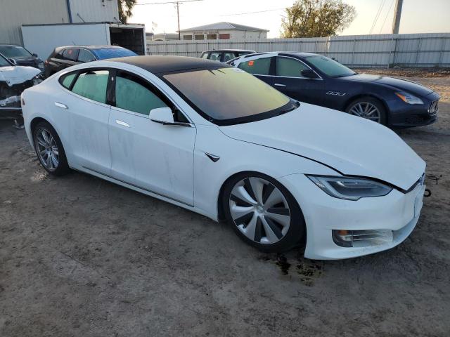  TESLA MODEL S 2021 Білий