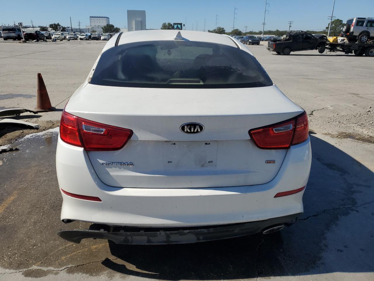 KNAGM4A77F5592155 2015 Kia Optima Lx