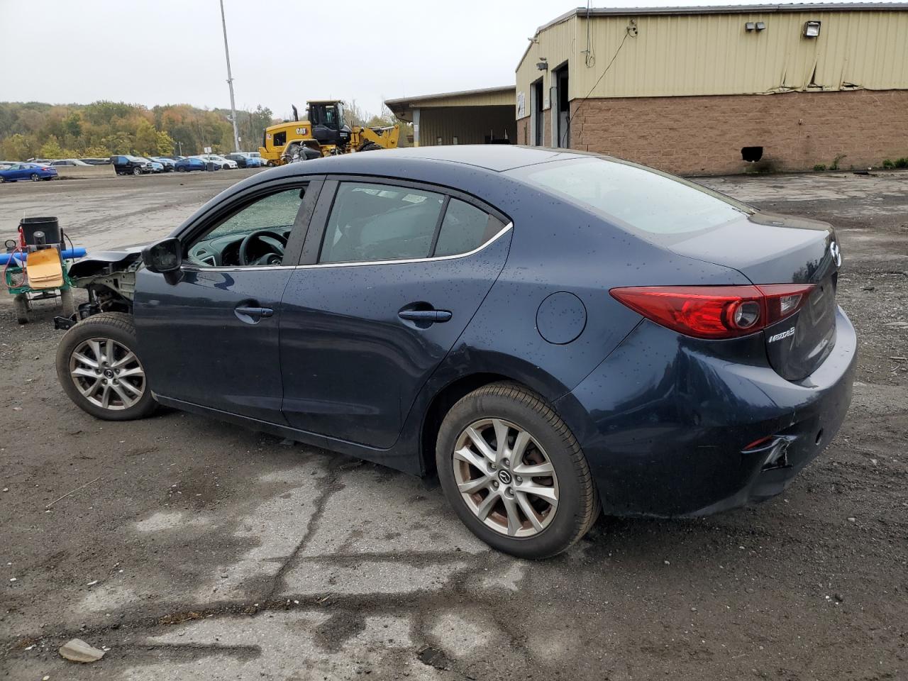 3MZBN1U77HM154315 2017 MAZDA 3 - Image 2