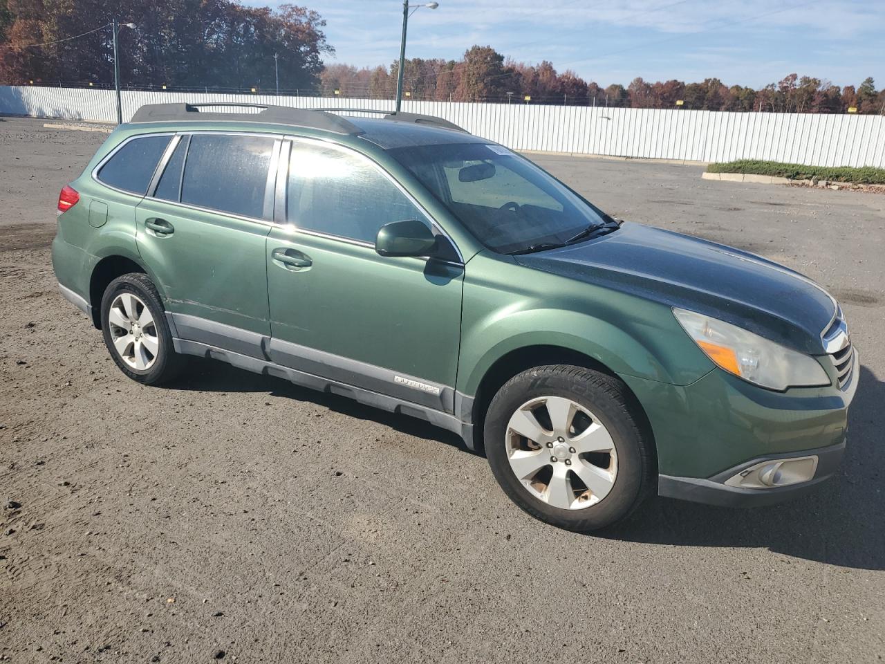 2011 Subaru Outback - Image 4