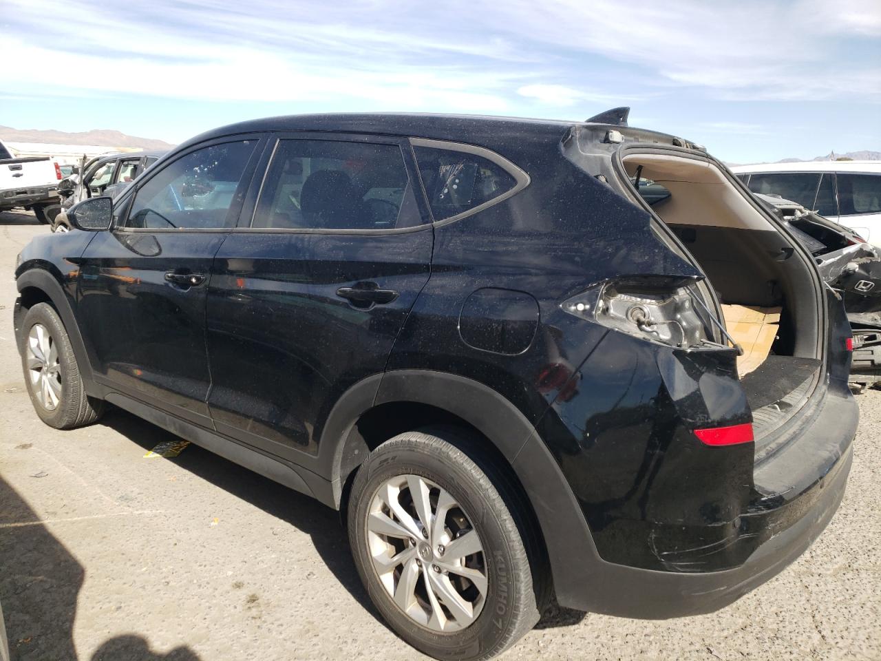 2021 Hyundai Tucson - Image 2