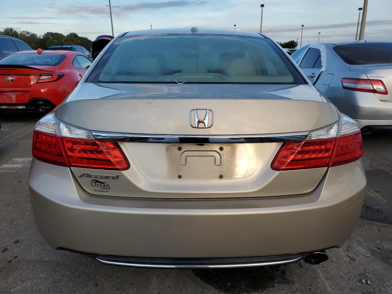 2013 Honda Accord Exl VIN: 1HGCR2F88DA056796 Lot: 76031254